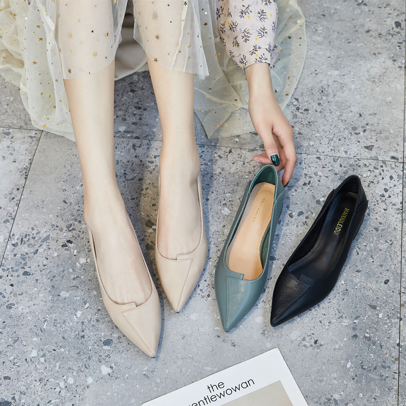 潮牌尖头小皮鞋女j2023春秋新款百搭中跟粗跟单鞋真皮软底工作鞋