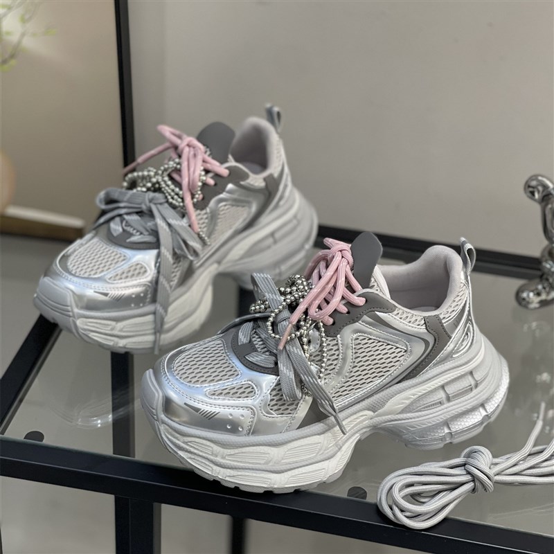 超火小众设c计感真皮老爹鞋女2025新款春秋爆款厚底增高休闲运动