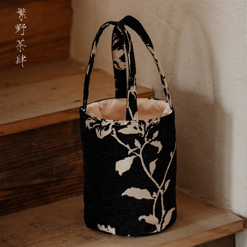 繁野新款2024女士水桶包女士小众高级感生日礼物斜挎手提包布包