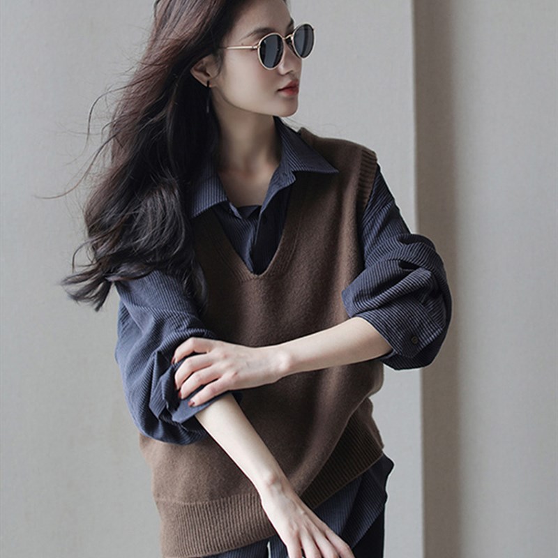 孕妇套装204秋冬装翻领宽松长袖衬衫+v领马P甲针织毛衣两件套洋气