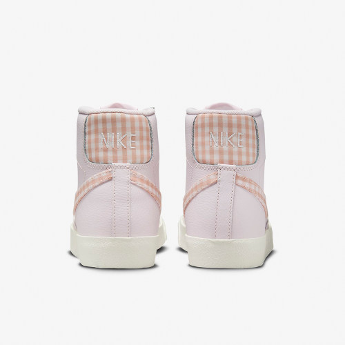 Nike/耐克正品Blazer Mid '77 女士耐磨高帮板鞋FD9163-600