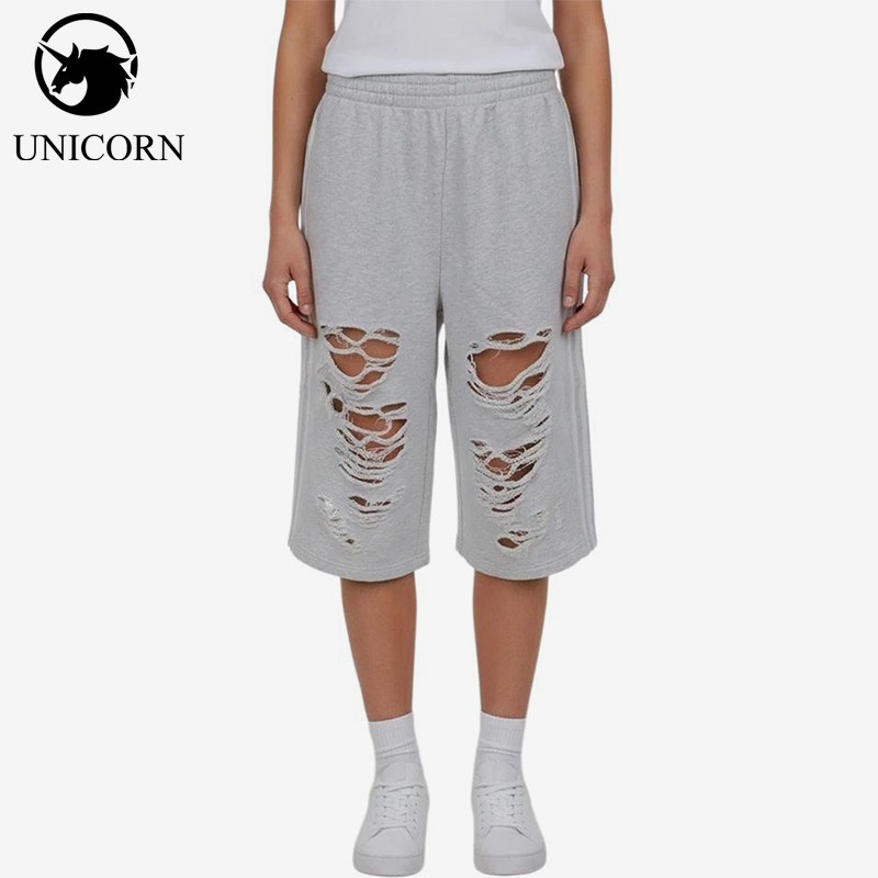Adidas/阿迪达斯正品三叶草女士针织条纹中腰休闲短裤LC6461