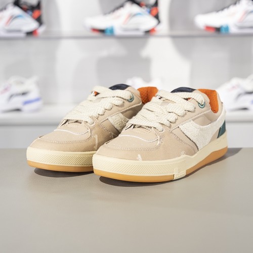 李宁正品征荣92S女子新款舒适回弹复古休闲经典运动板鞋AEPT004-3