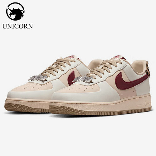 Nike/耐克正品AIR FORCE 1女士耐磨轻盈系带低帮板鞋IM7510-262