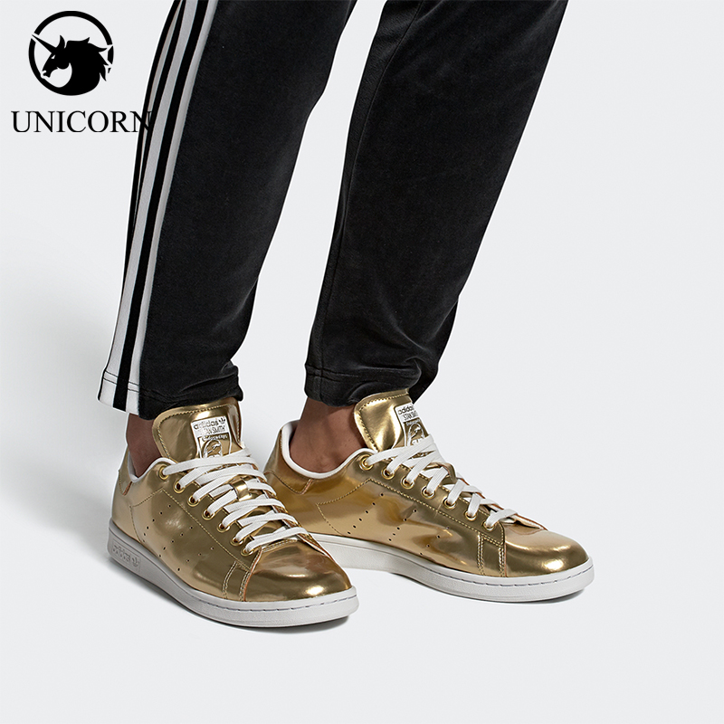 休闲板鞋Adidas/阿迪达斯