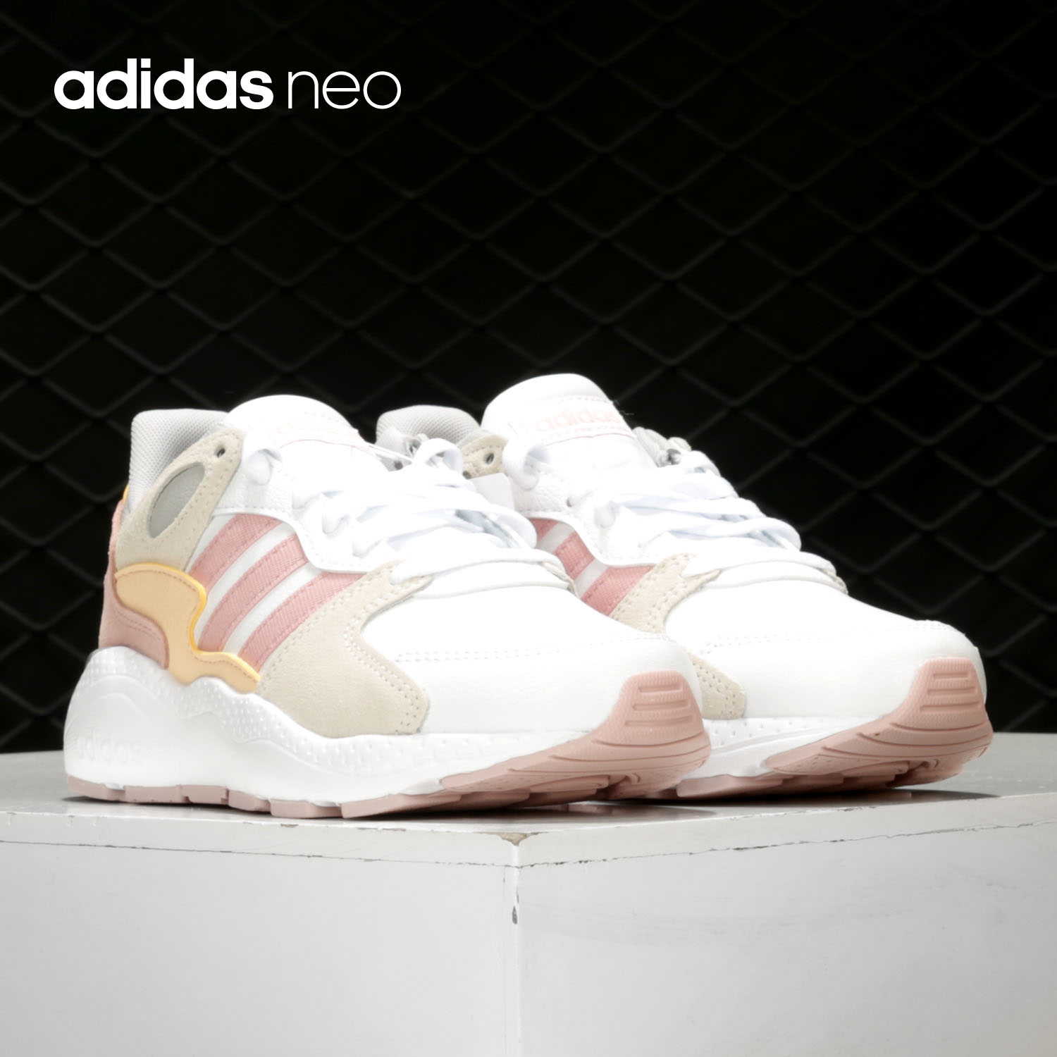 Adidas/阿迪达斯正品 NEO CRAZYCHAOS 男女缓震休闲运动鞋FW5724 - 实物图