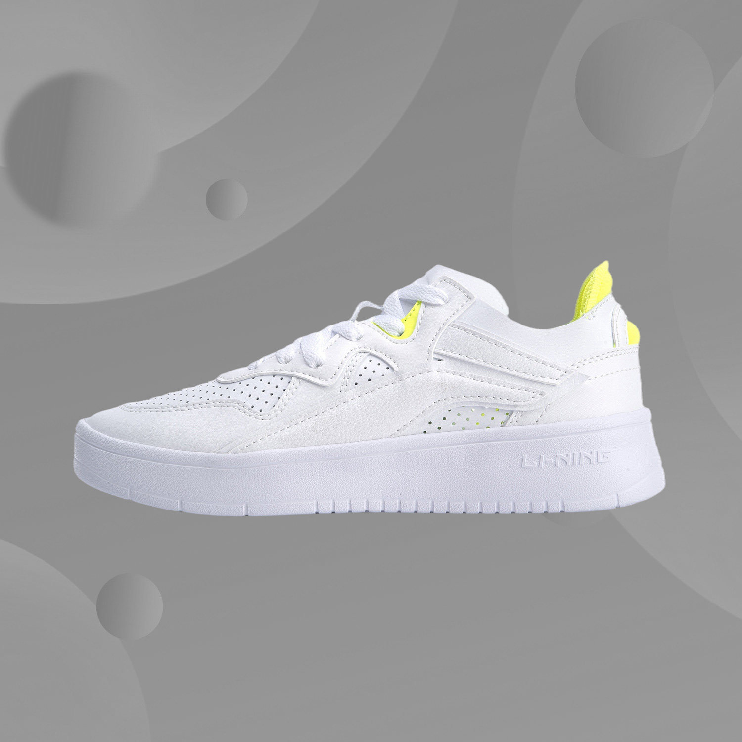 李宁休闲鞋女鞋新款惟吾休闲板鞋时尚经典低帮运动鞋AGCQ124