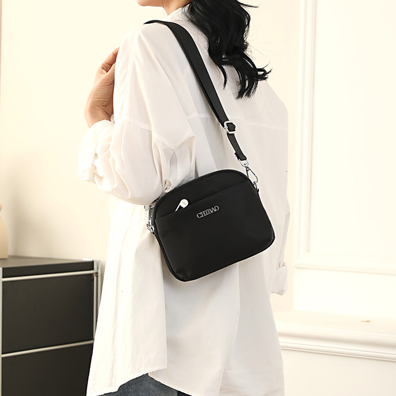 2024新款防水时尚休闲女士单肩斜挎包女帆布包牛津布迷你小包包潮,箱包皮具/热销女包/男包,通用款女包,淘宝优惠券,粉丝福利购,淘宝优惠卷