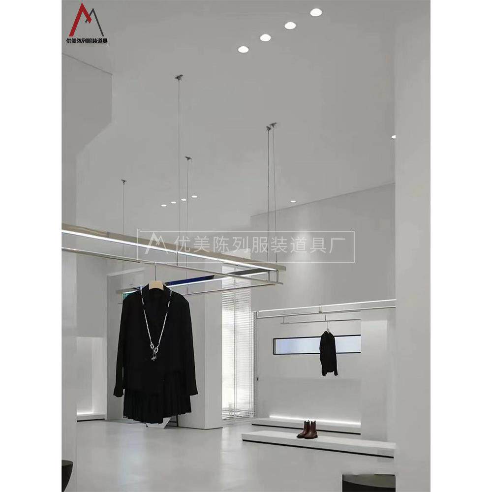 女装服装店展示架吊架挂式吊挂杆不锈钢带灯吊顶架橱窗陈列挂衣架