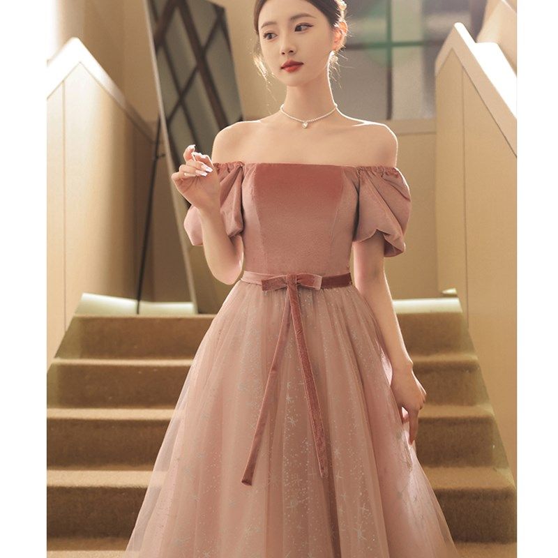 小晚礼服女2024新款轻奢小众粉色高端生日成人礼高级感纱裙小个子