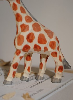 长颈鹿手工木雕小摆件卡通动物公仔桌面摆放装饰品送儿童学生玩具