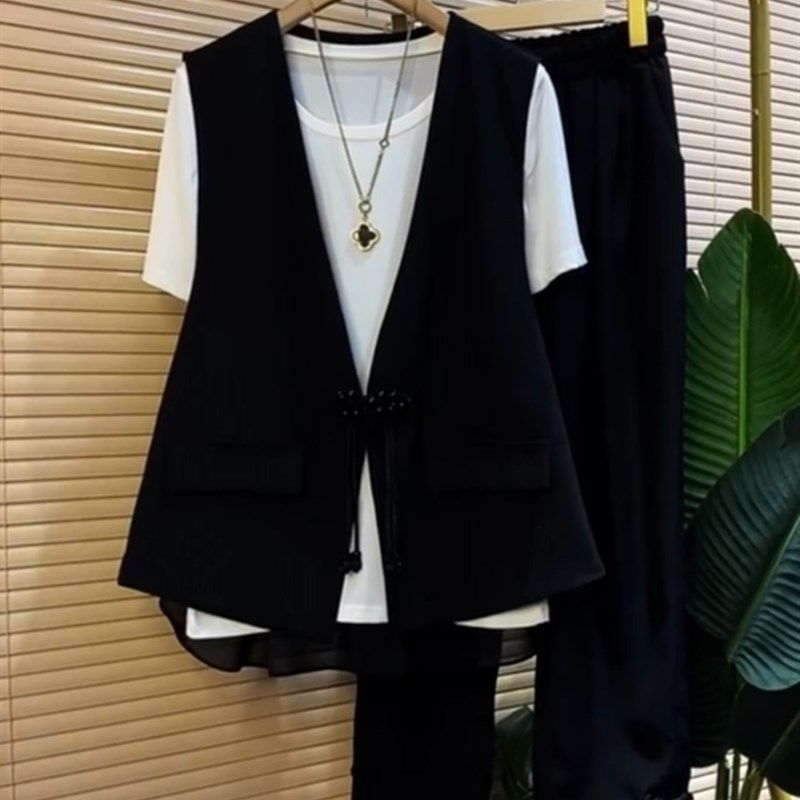 胖mm2023春夏大码女装短袖套装钉珠盘扣马甲小衫裤子休闲三件套,女装/女士精品,大码套装,淘宝优惠券,粉丝福利购,淘宝优惠卷