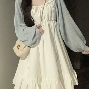 法式学院风白色吊带连衣裙女学生搭配蓝色薄款防晒开衫新款两件套