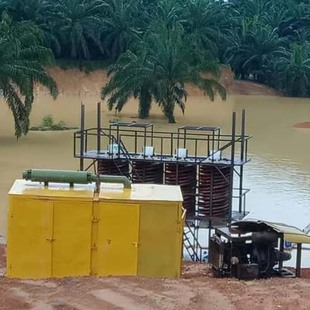 江西选矿设备玻璃钢螺旋溜槽洗选煤重晶石溜槽小型洗沙金溜槽厂家