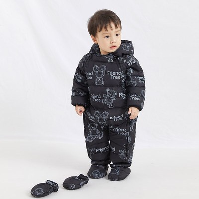 婴儿羽绒服连体衣男宝女宝加厚外出服婴幼儿宝宝防风抱衣爬服冬装