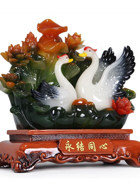 创意家居装饰品抽象工艺品电视柜摆件永结同心情侣天鹅结婚礼物