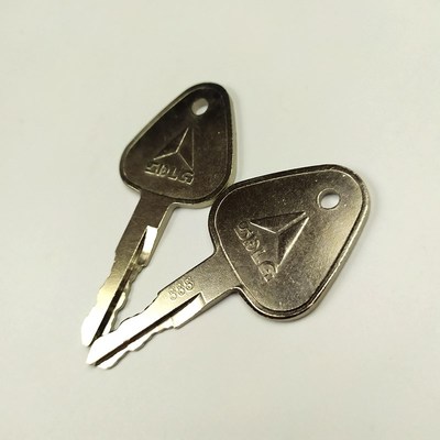 山东临工小挖机60/65/80/85配件启动点门锁钥匙驾驶室内饰用品135