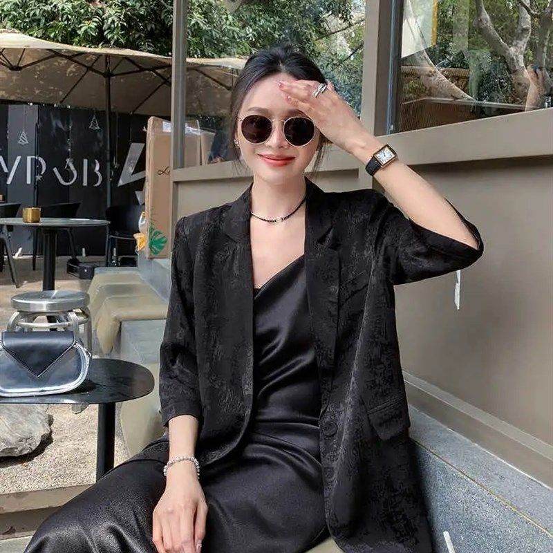 黑色新中式五分袖西装外套女夏季2024国风气质高级感薄款提花衬衫