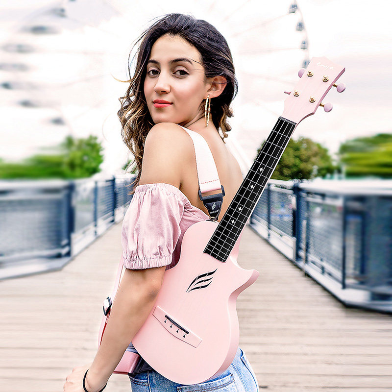 趣弹恩雅Nova u碳纤维尤克里里23寸初学者女生款乌克丽丽儿童可爱