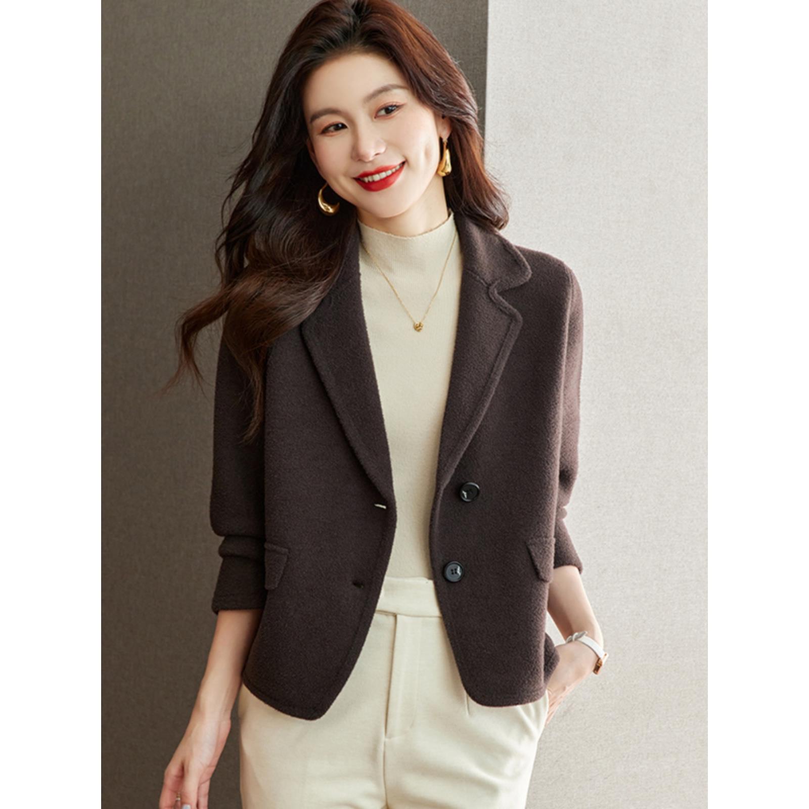 春秋外套女款2025年新款今年流行爆款高端大气上档次西装领开衫女
