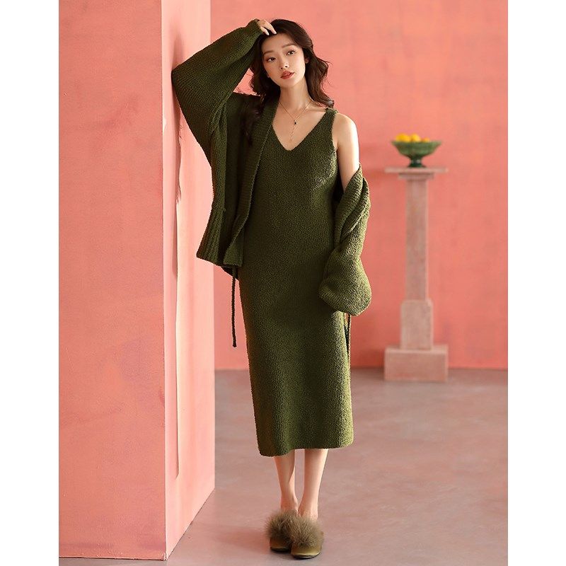 睡袍女秋冬季半边绒吊带睡裙性感长裙加厚外套家居服珊瑚绒两件套,女士内衣/男士内衣/家居服,睡袍/浴袍,淘宝优惠券,粉丝福利购,淘宝优惠卷