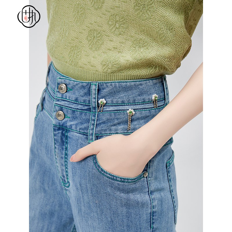 固执2025春季新款学院风绣珠高腰休闲微喇牛仔长裤30041KZ08933
