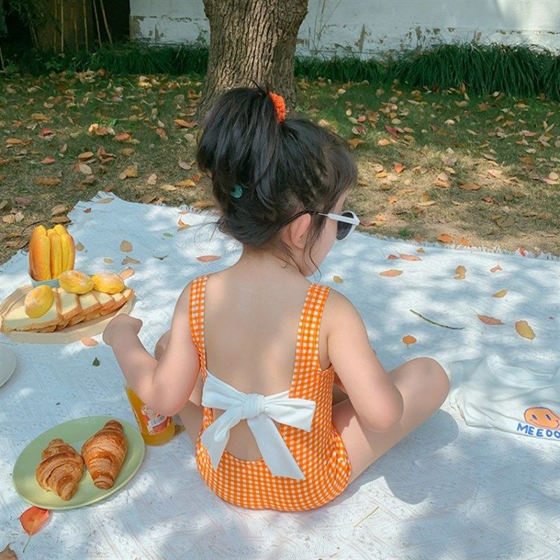 女童泳衣2021新款女宝宝洋气连体比基尼沙滩夏款公主裙泳装套装