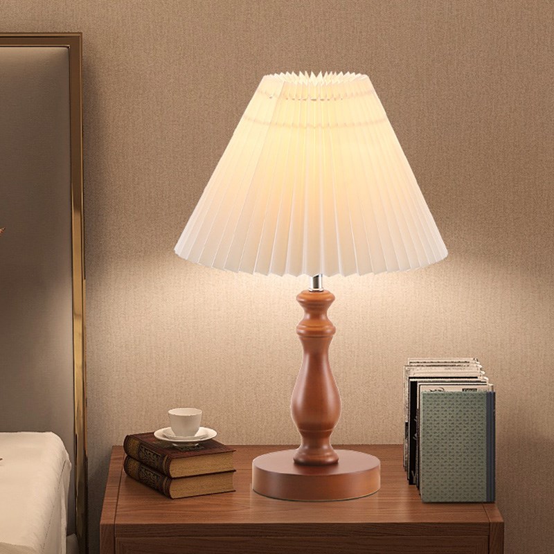 美式新中式台灯卧室床头房间百褶草裙实木装饰灯具温馨调光225