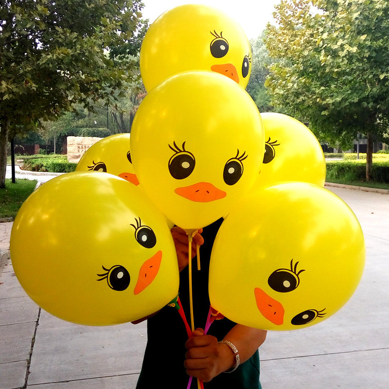 加厚大黄鸭气球批發免邮微商地推小礼品可爱创意儿童网红卡通汽球