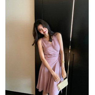 裙子J509 浪漫V领吊带连衣裙女收腰绑带温柔茶歇裙无袖 龍喜儿 法式