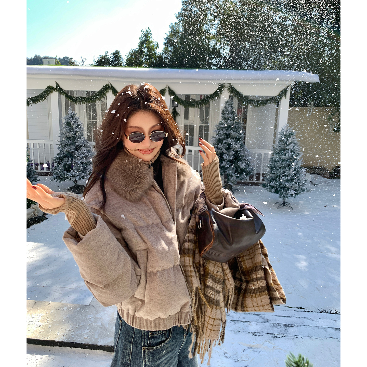 Alone Savor龙喜儿 冬季松弛感90白鹅绒羊毛羽绒服翻领外套女D729