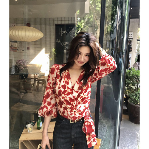 AloneSavor龙喜儿 lOO天丝印花衬衫V领收腰长袖女士上衣小衫R503