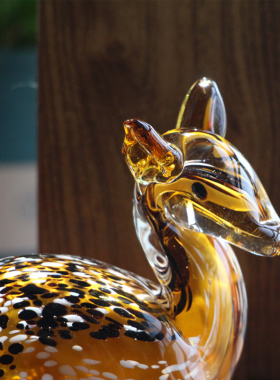 北欧轻奢琉璃小鹿摆件新房样板间客厅装饰玻璃动物工艺品结婚礼物