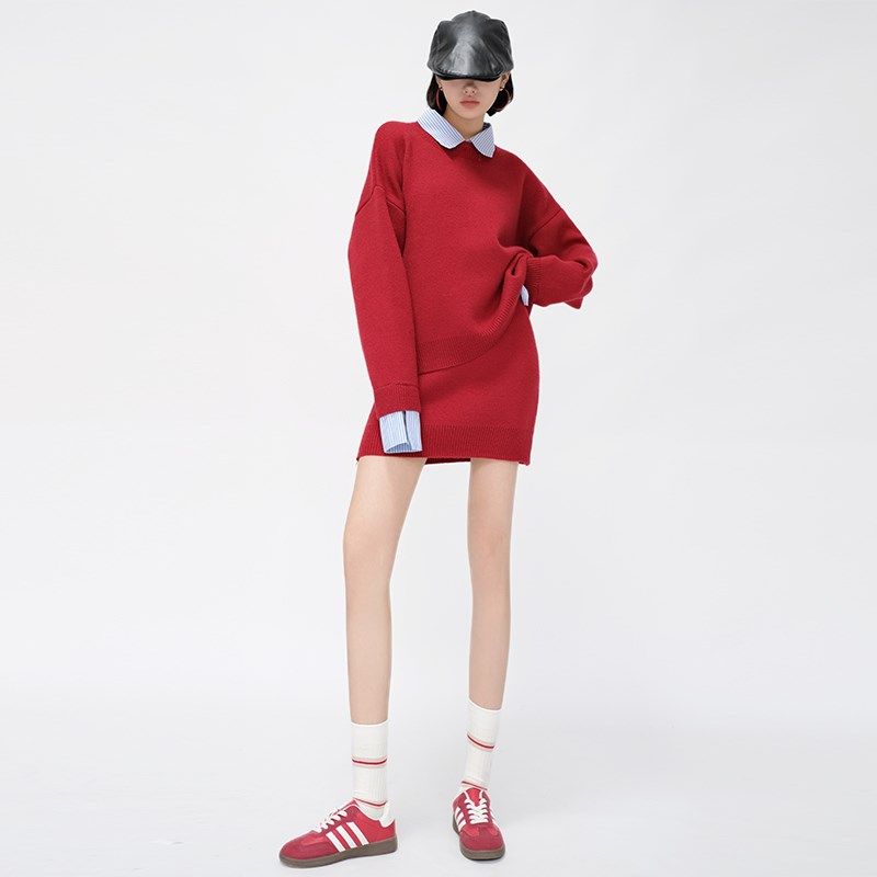 OF U新年红色假两件条纹针织衫上衣短裙两件套秋冬POLO领毛衣套装