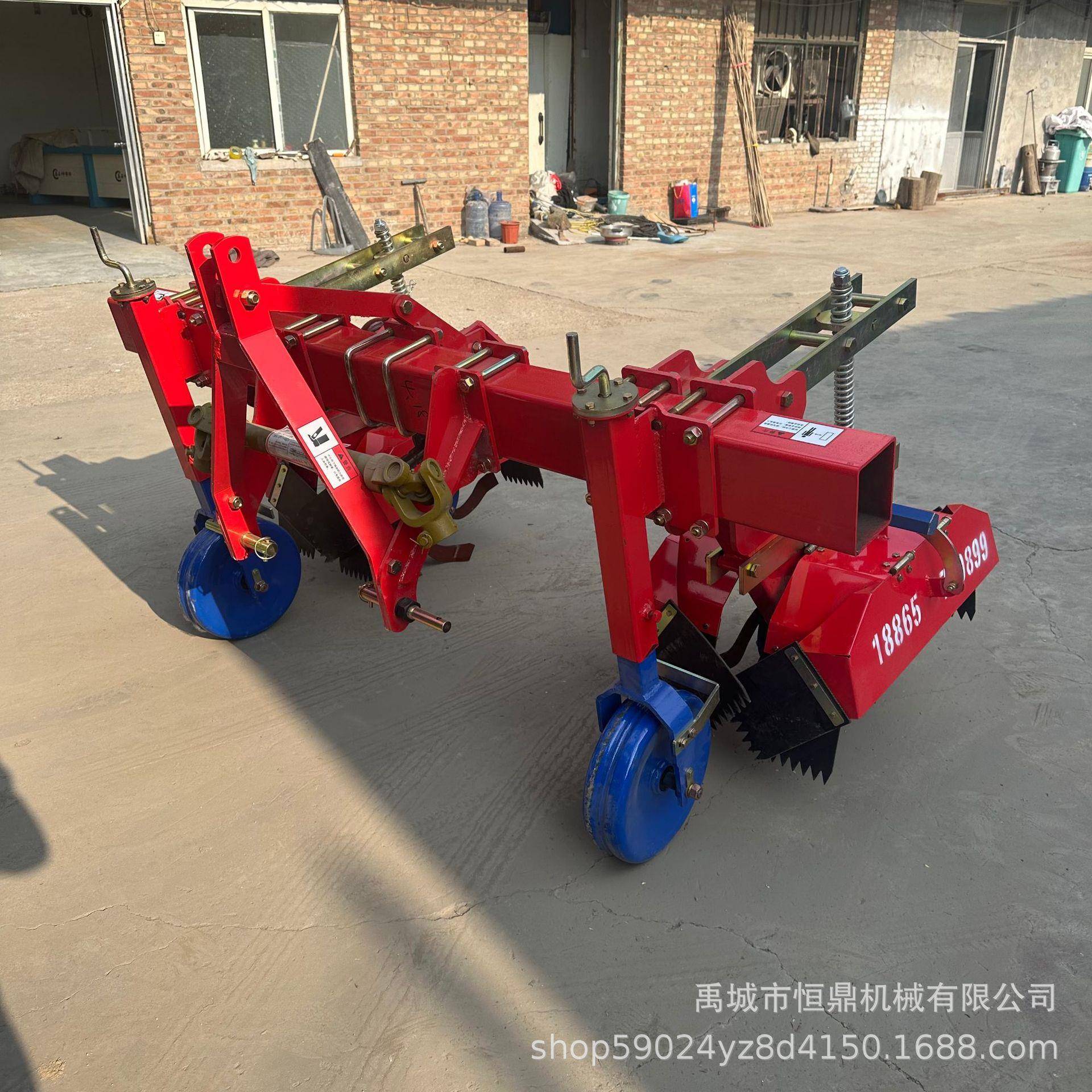马铃薯2行开沟上土机35-60马力拖拉机带的土豆洋芋苗前培土机