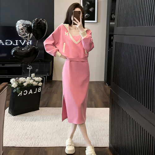 2024秋冬新款气质减龄中长款时尚套装女撞色两件套连帽卫衣连衣裙