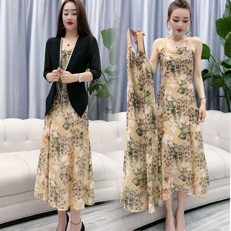 时尚套装连衣裙2022年夏季新款防晒西服上衣吊带碎花长裙女两件套
