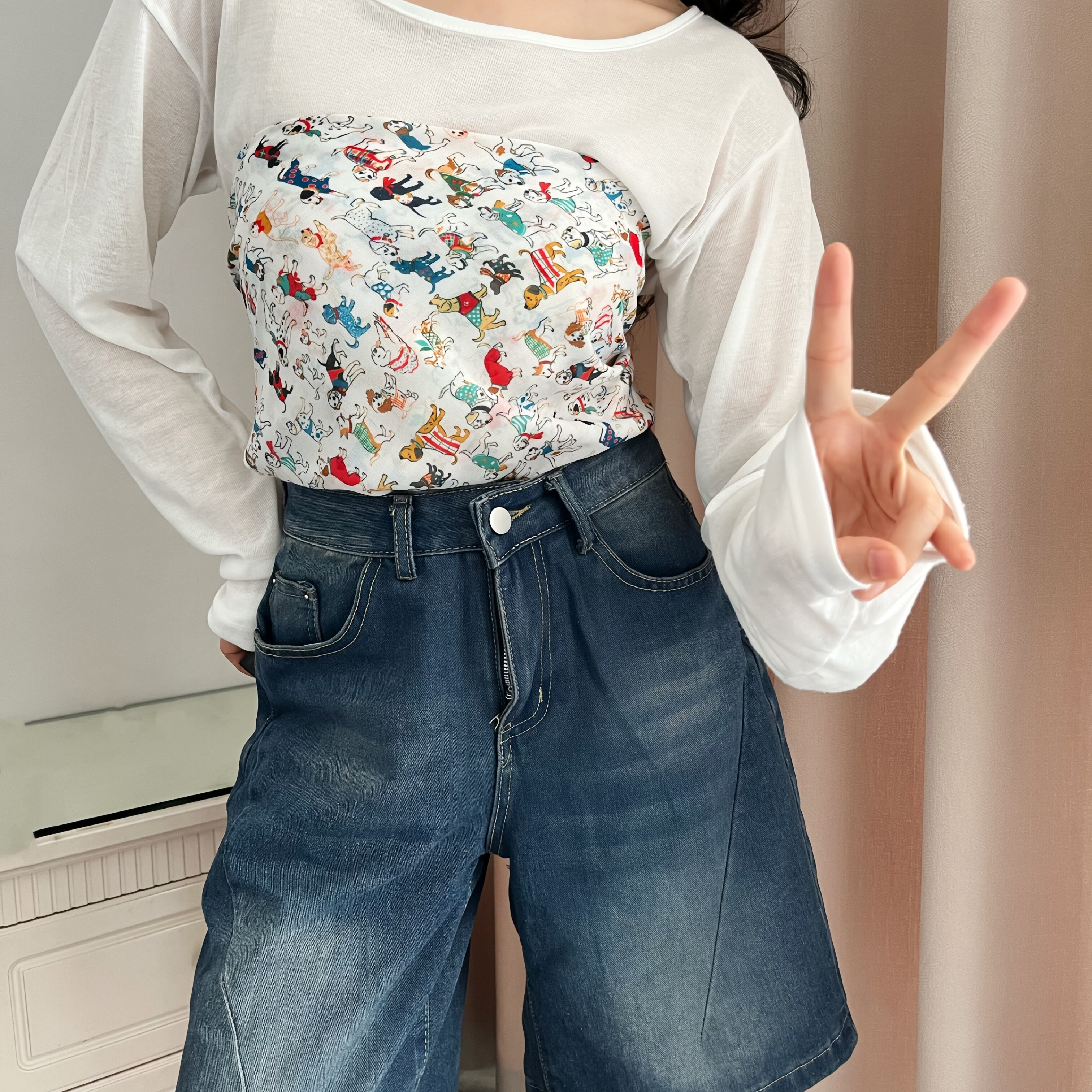 白色卡通小狗图案围巾少女可爱搭配丝巾春秋季休闲百搭领部领巾女