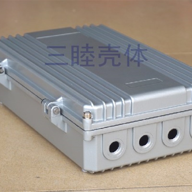 021(M16)304*184*7w8 AP网桥放大器外壳 金属防水盒压铸铝防水盒