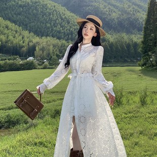 白色镂空蕾丝波西米亚连衣裙长袖 收腰沙漠裙云南新疆旅游旅行穿搭