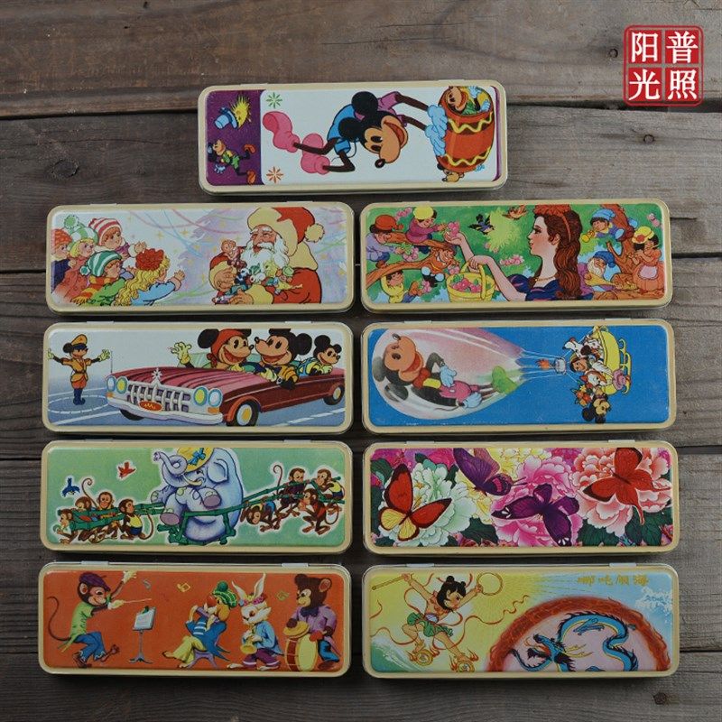 年代 收藏怀旧 铁皮铅笔盒 文具盒 动画片图案