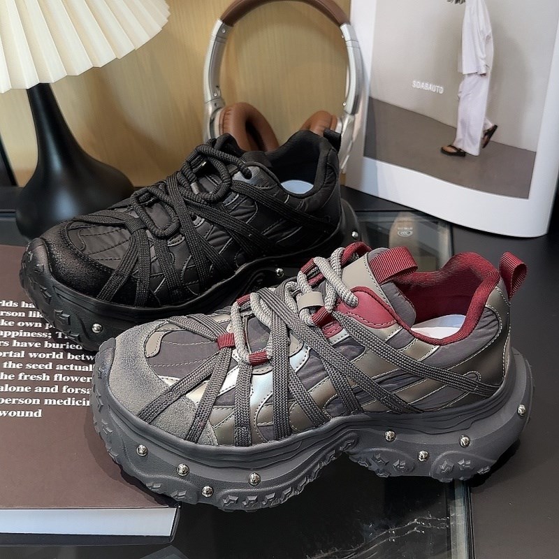 老爹鞋太b好看了时尚百搭铆钉厚底增高运动休闲鞋2024秋冬新款女