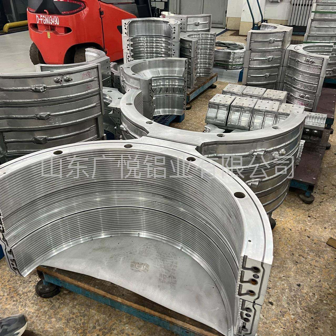 源头工厂cnc加工铝型材太阳花散热器led灯具配件铝型材五金加工