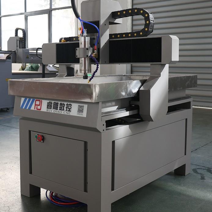 6090精雕数控雕刻机小型全自动金属玉石木工亚克力雕刻字切割一体