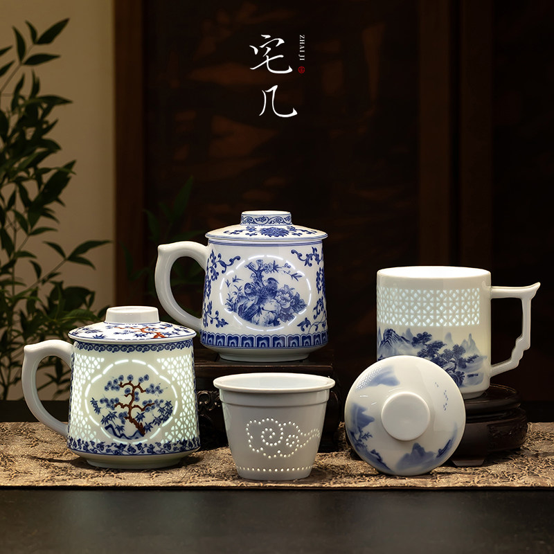 景德镇陶瓷手绘青花玲珑瓷茶杯大号带盖子过滤家用陶瓷中式办公杯