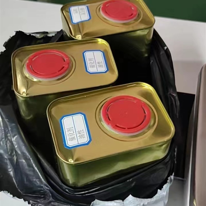 特强催化剂(交联剂固化剂)易调色耐黄变不影响手感增加浆料牢度