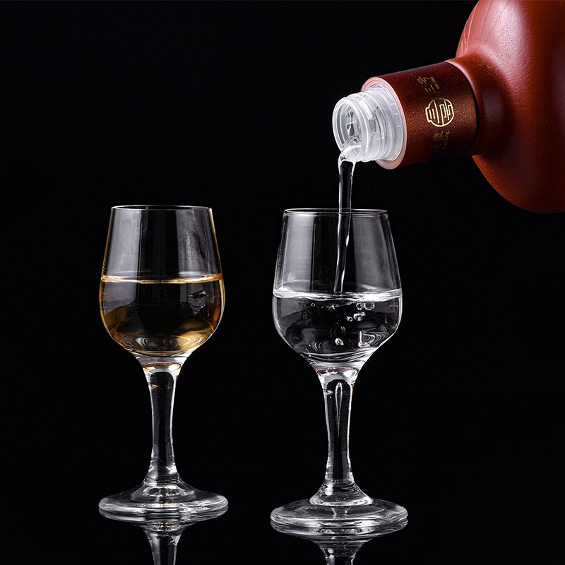 国标品酒杯闻香白酒品鉴杯专业评酒杯标准高脚1两酱香杯1钱小酒杯