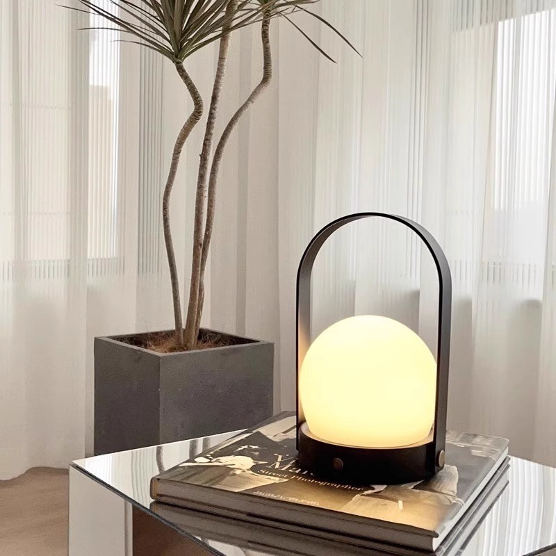 in中古丹麦手提台灯床头卧室客厅极简便携充电触摸氛围露营夜灯