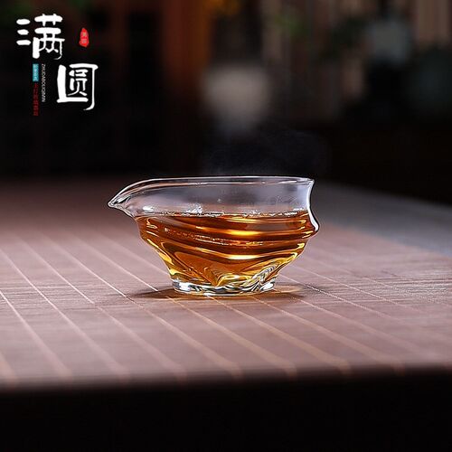 欧式轻奢鲍鱼创意手抓公道杯简约茶道F公杯茶杯玻璃茶具耐热器分