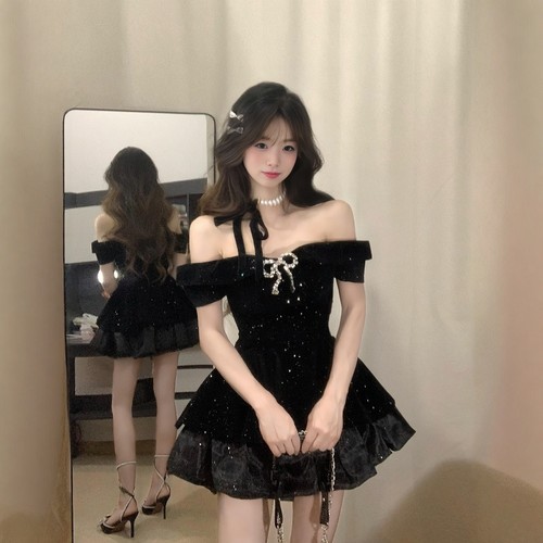 法式一字肩黑色高腰小黑裙礼服